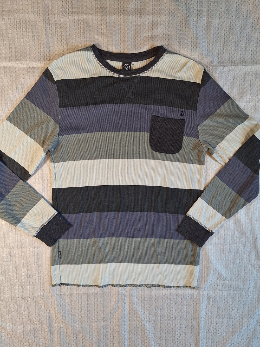 Volcom Men’s M Long Sleeve Thermal Waffle Knit Shirt